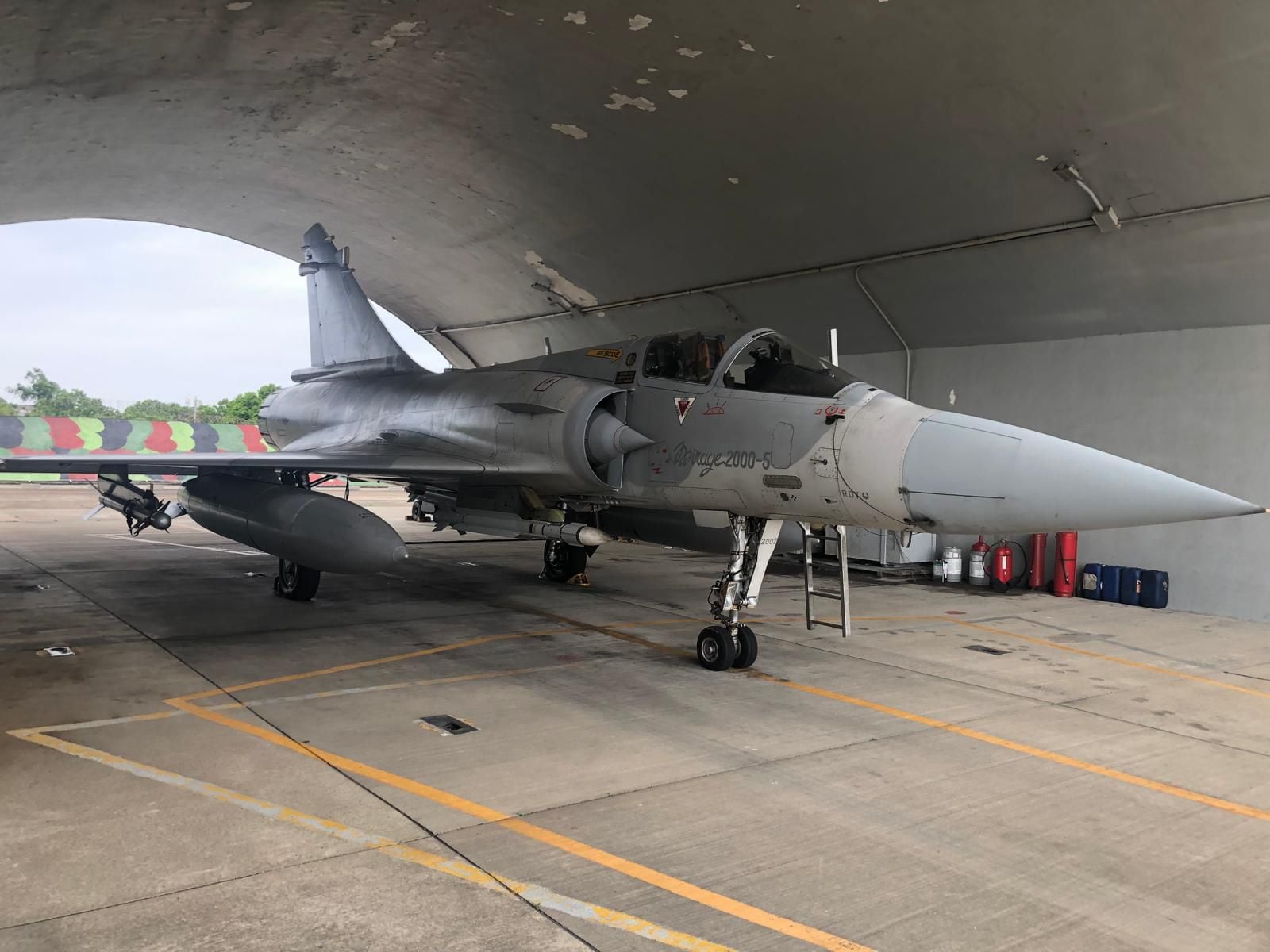 Un Mirage 2000 sur la base de Hsinchu, à Taïwan