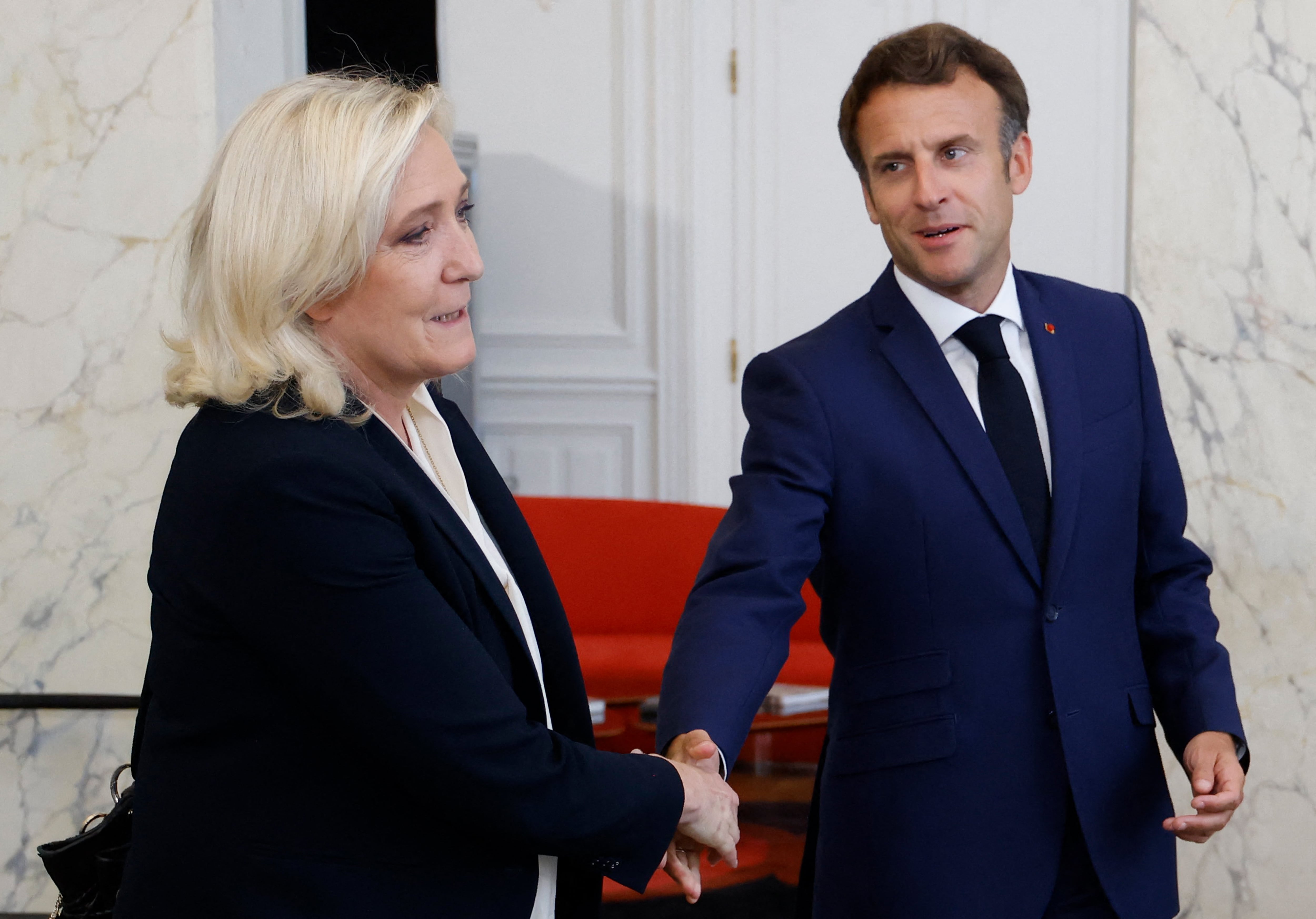 Le président de la République et la présidente du Rassemblement national à l'Elysée, le 21 juin 2022.