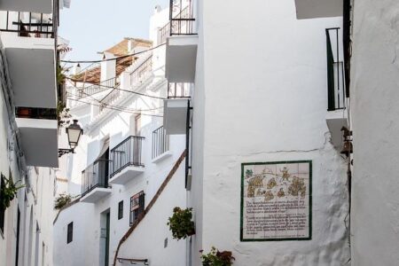 ‘A roller coaster in pain and pleasure’: Why this American couple say moving to Spain was like ‘leaving a bad relationship’ – CNN
