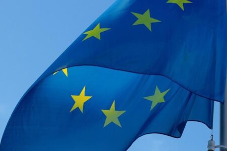 EU Lawmakers Warn Against Weakening AI Regulations – PYMNTS.com
